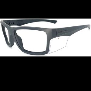 NWOT ARMOURX 5004 SAFETY GLASSES, CASE INCLUDED!!!!